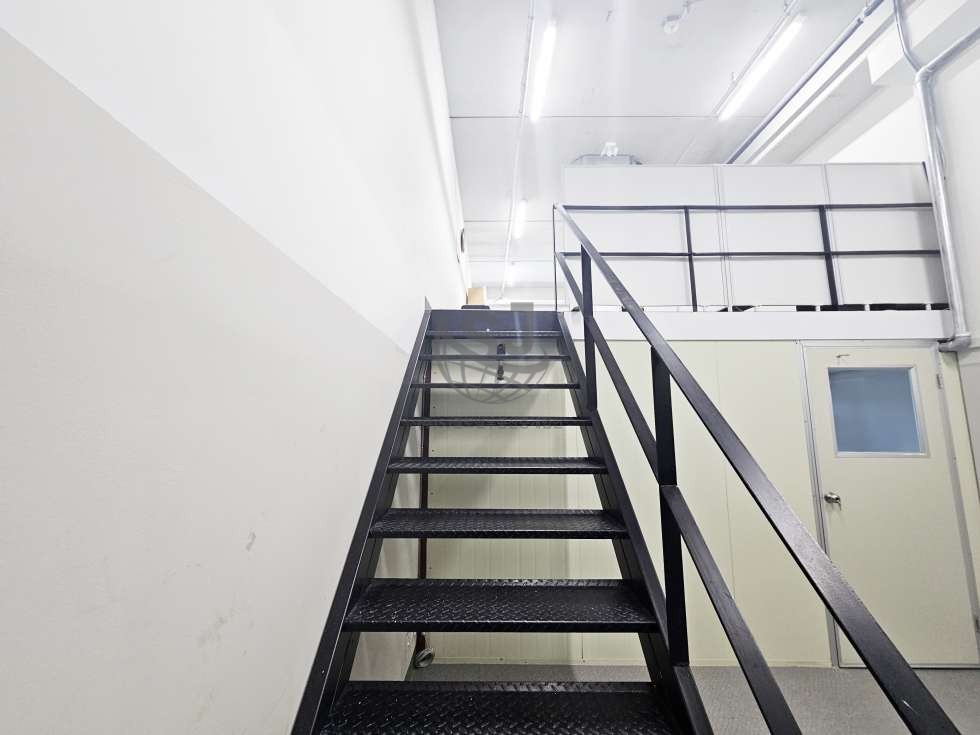 경기 안산단원구 신길동 역세권, 편의시설좋음, 복층, 컨디션좋음, 냉난방기, 집기류사용가능 매매 매물번호 12803 사진 6