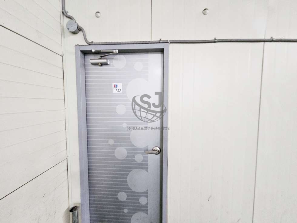 경기 시흥시 정왕동 에어배관보유, 사무실에어컨보유, 화장실온수가능, 호이스트, 높은층고 월세 매물번호 12737 사진 7