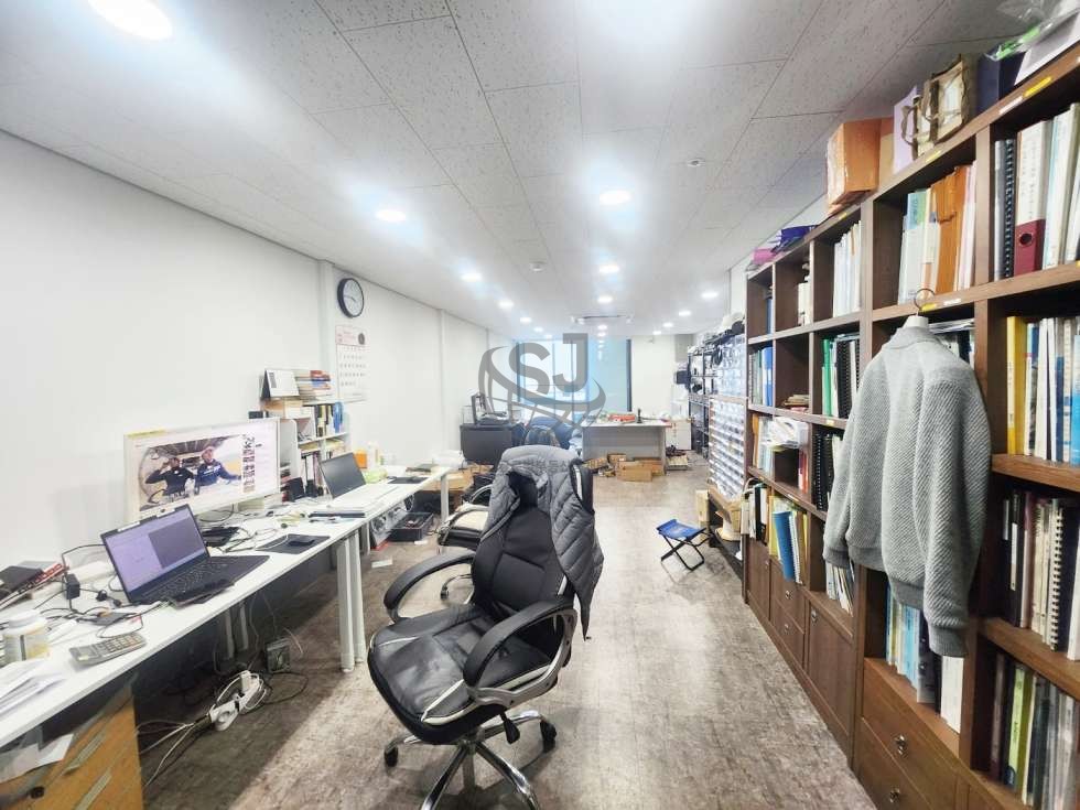 경기 안산단원구 신길동 지식산업센터, 냉온풍기, 씽크대사용가능, 역세권, 컨디션좋음 매매 매물번호 12508 사진 3