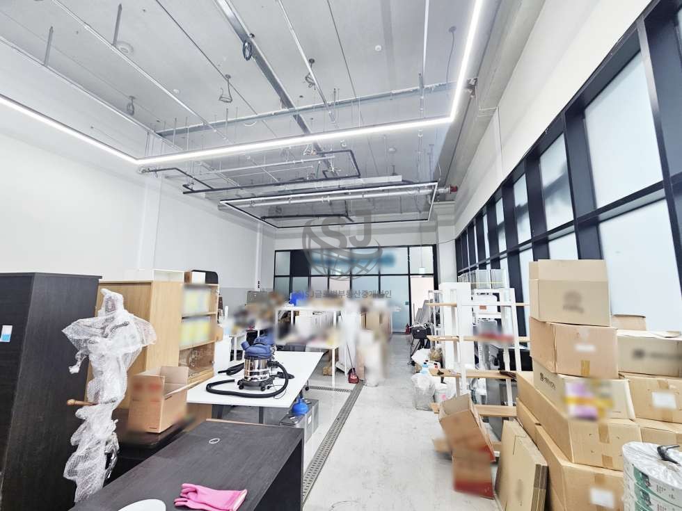 경기 안산단원구 신길동 지식산업센터, 역세권, 편의시설좋음, 컨디션좋음 매매 매물번호 12410 사진 1