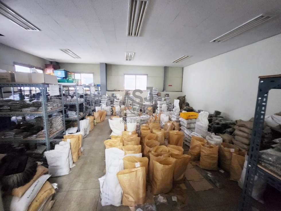 경기 안산단원구 성곡동 층고높음, 공간분리좋음, 전력좋음, 컨디션좋음 매매 매물번호 12313 사진 3