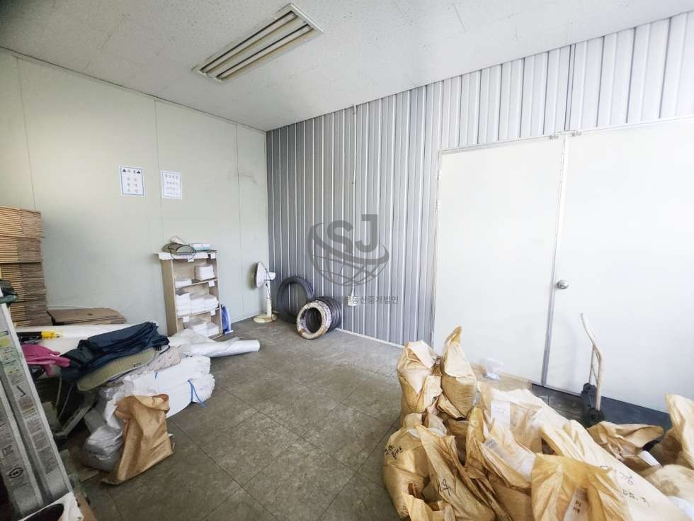 경기 안산단원구 성곡동 층고높음, 공간분리좋음, 전력좋음, 컨디션좋음 매매 매물번호 12313 사진 4