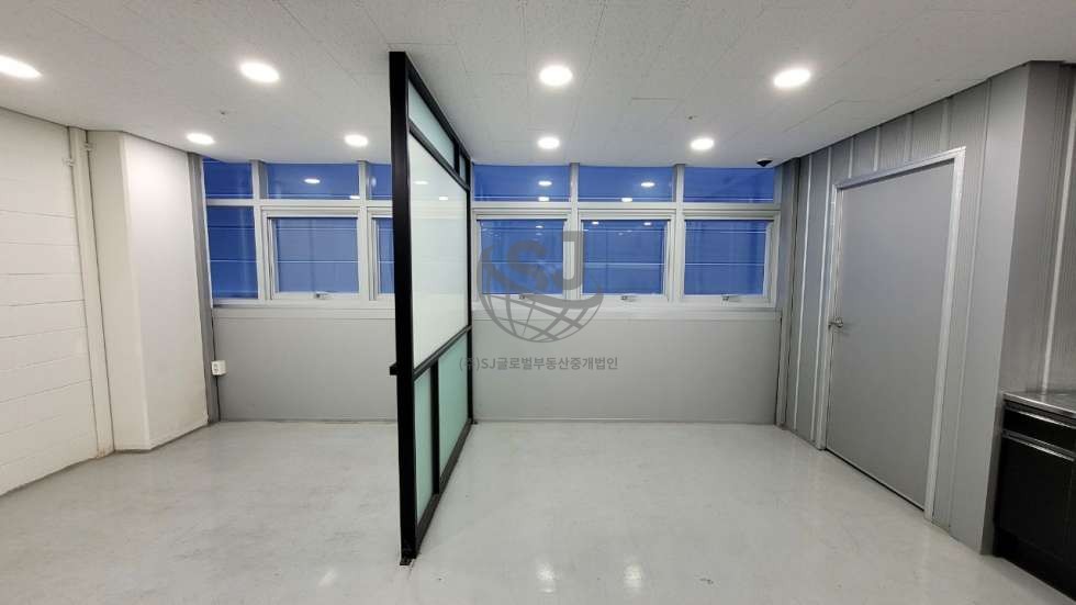 경기 시흥시 정왕동 지식산업센터, 복층구조, 콤프레셔, 냉난방시설 매매 매물번호 12312 사진 3