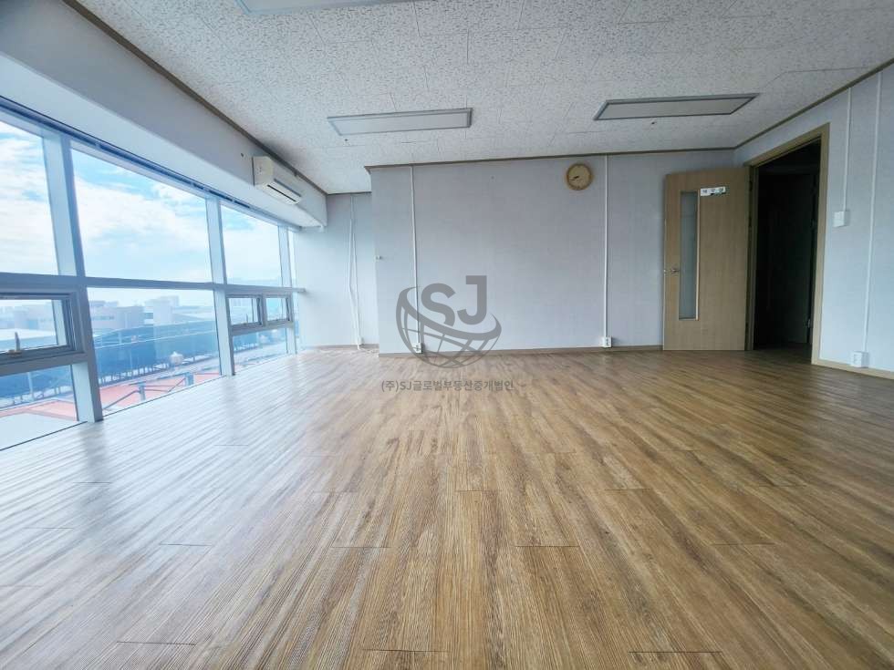 경기 시흥시 정왕동 복층시설완료, 컨디션좋음, 즉시입주, 접근성좋음 매매 매물번호 12282 사진 2