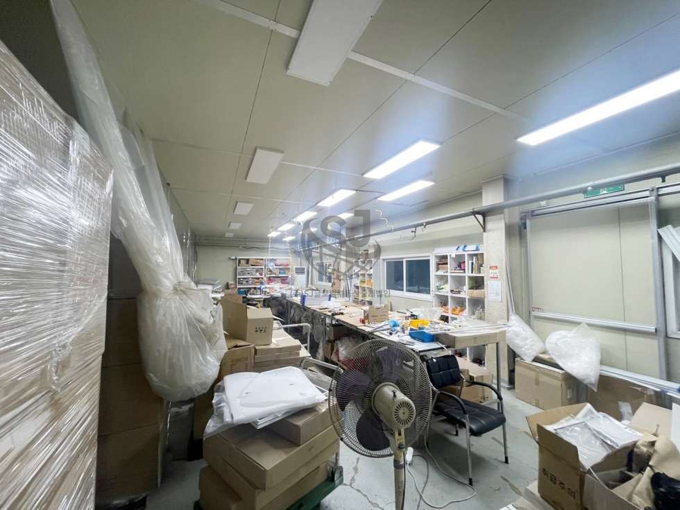 경기 안산단원구 성곡동 화물엘리베이터, 전력충분, 사무동보유, 컨디션좋음, 물류하역공간 매매 매물번호 12155 사진 4
