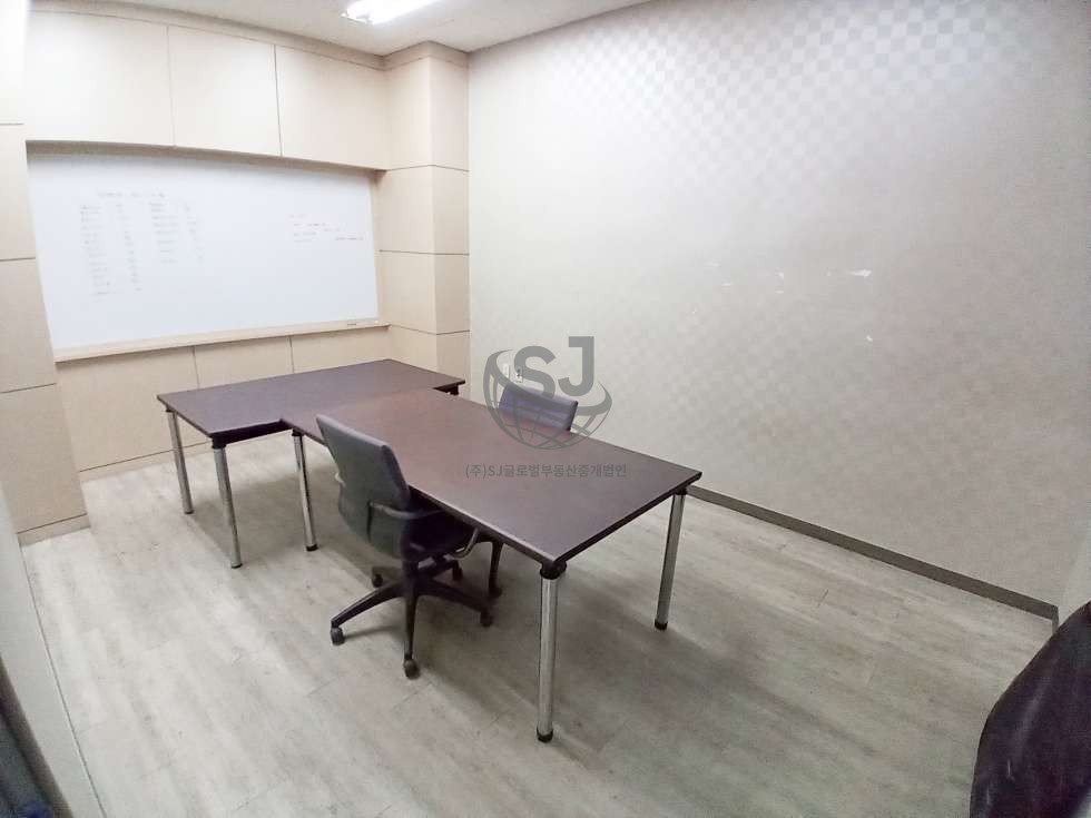 경기 안산단원구 신길동 컨디션좋음, 칸막이공사완료, 별도사무실, 콤프레샤 매매 매물번호 12081 사진 5
