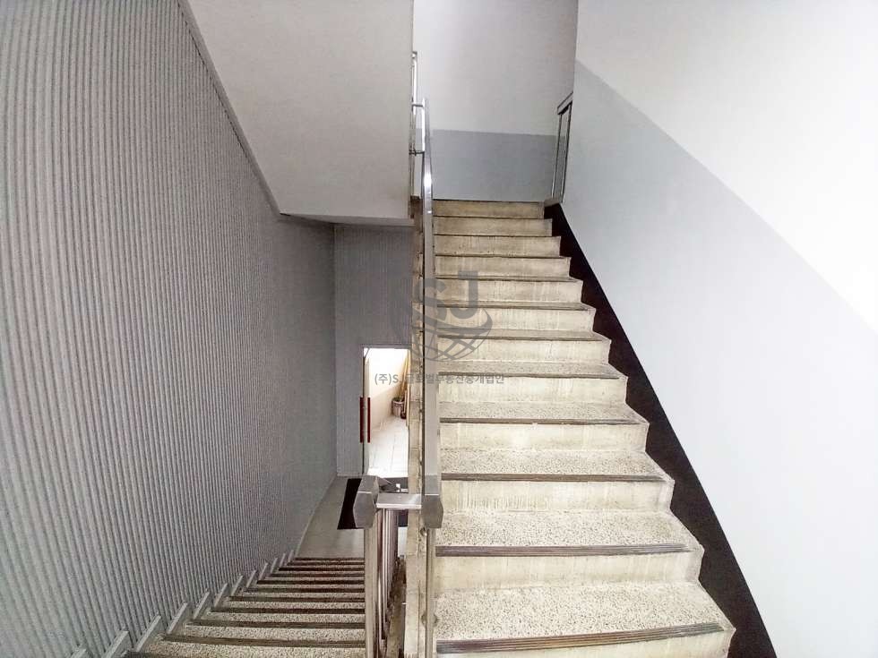 경기 안산단원구 성곡동 주차공간좋음, 전력충분, 차량진입가능, 리프트보유 월세 매물번호 12038 사진 4