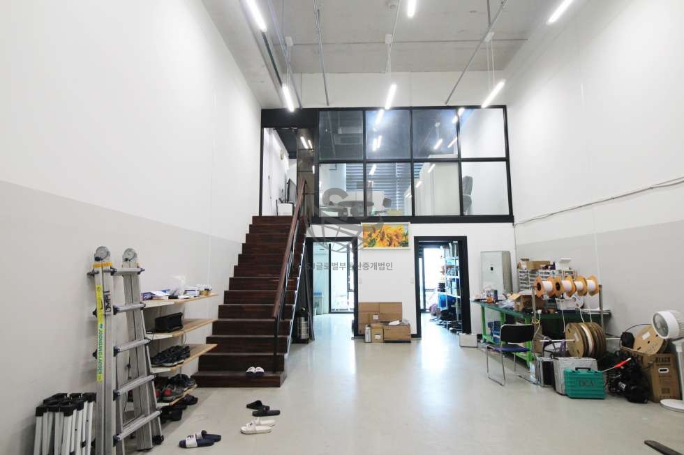 경기 안산단원구 신길동 지식산업센터, 역세권, 컨디션좋음, 편의시설좋음, 복층 매매 매물번호 11854 사진 1