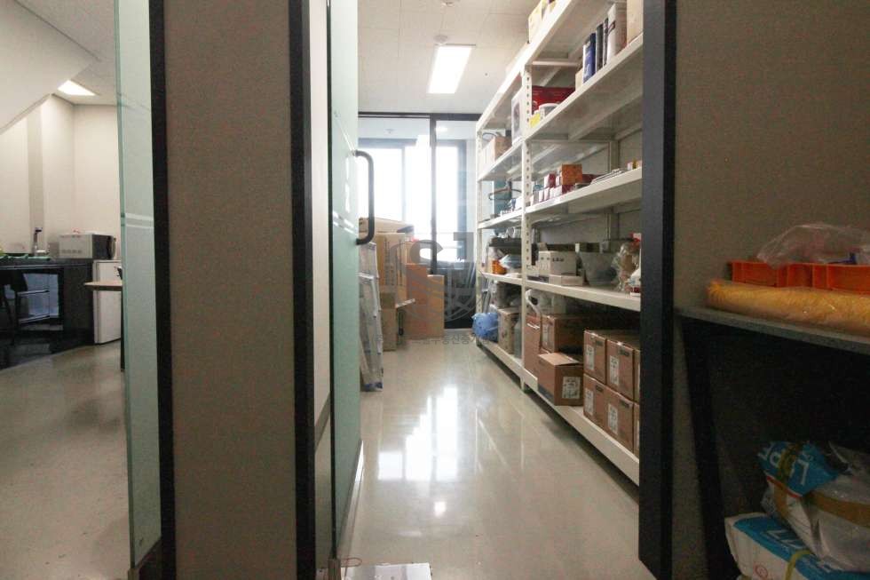 경기 안산단원구 신길동 지식산업센터, 역세권, 컨디션좋음, 편의시설좋음 매매 매물번호 11857 사진 3