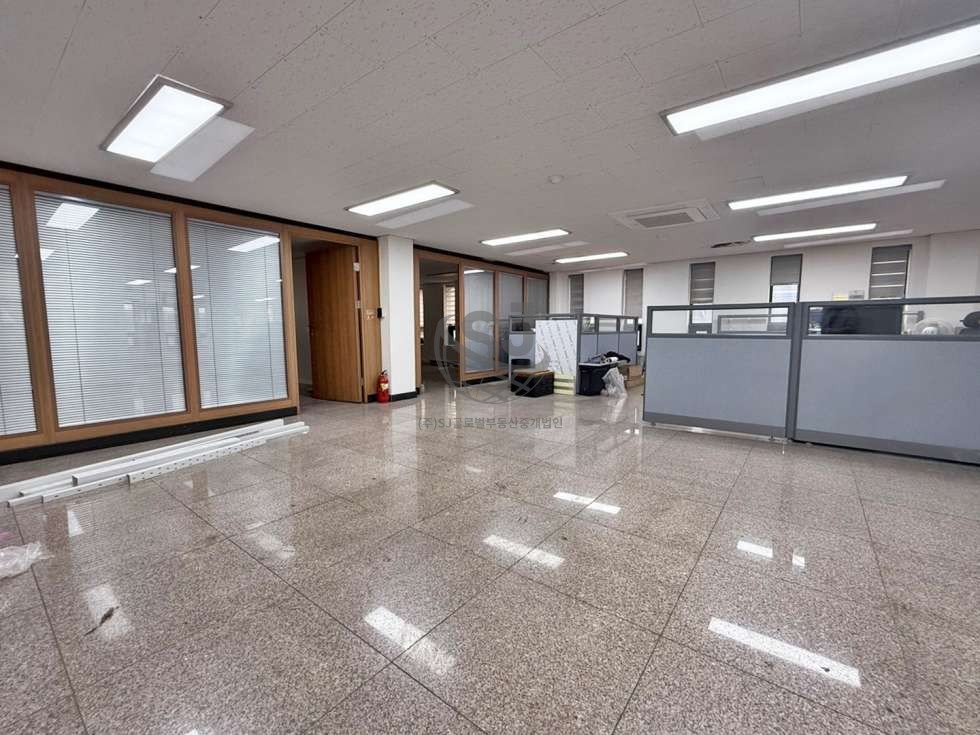 경기 안산단원구 목내동 용도변경 가능, 넓은 작업 공간, 컨디션좋음, 호이스트 매매 매물번호 11723 사진 3