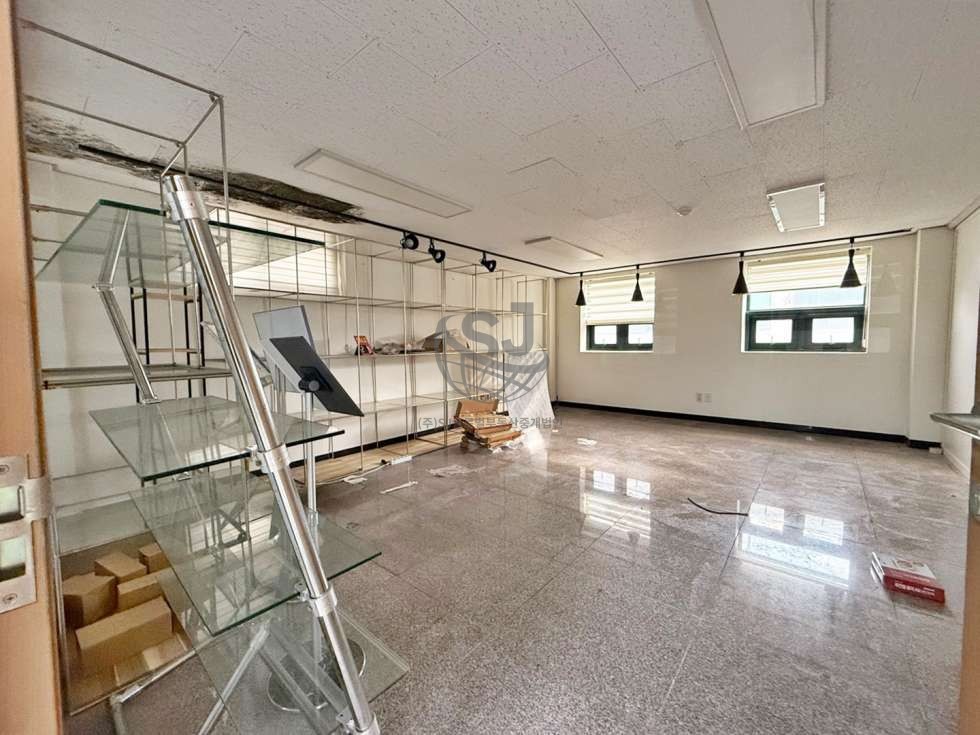 경기 안산단원구 목내동 용도변경 가능, 넓은 작업 공간, 컨디션좋음, 호이스트 매매 매물번호 11723 사진 4