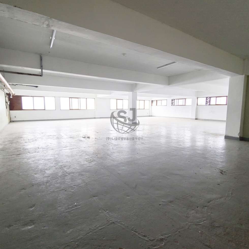 경기 안산단원구 초지동 화물엘베, 대로변 위치 공장, 즉시입주 월세 매물번호 10818 사진 1