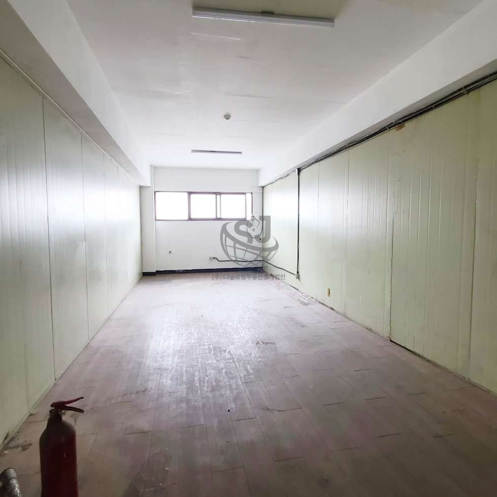 경기 안산단원구 초지동 화물엘베, 대로변 위치 공장, 즉시입주 월세 매물번호 10818 사진 3