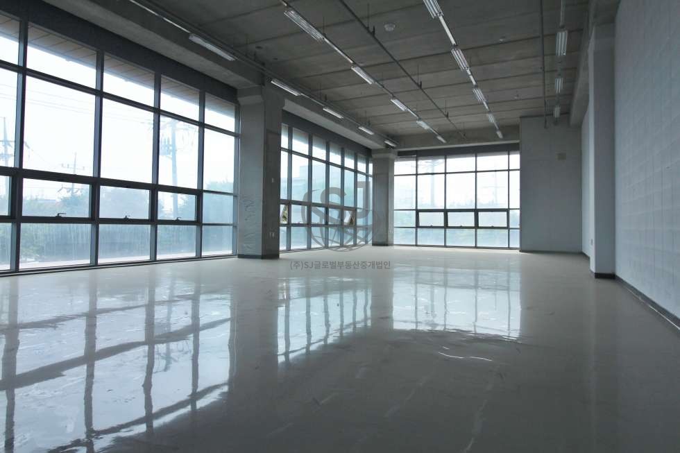 경기 안산단원구 성곡동 645 가동 지식산업센터, 드라이브인, 컨디션좋음, 편의시설좋음 매매 매물번호 11238 사진 2