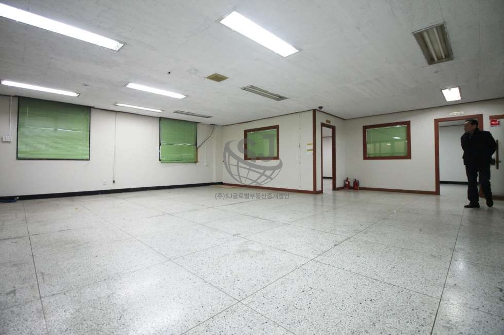 경기 안산단원구 초지동 즉시입주, 화물엘리베이터, 가격착함, 컨디션좋음 월세 매물번호 10955 사진 1