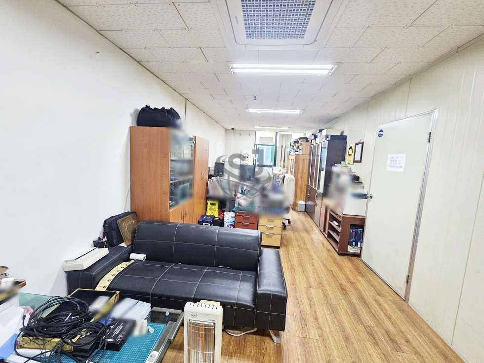 경기 안산단원구 신길동 지식산업센터, 역세권, 컨디션좋음, 편의시설좋음, 냉난방기 매매 매물번호 11714 사진 2