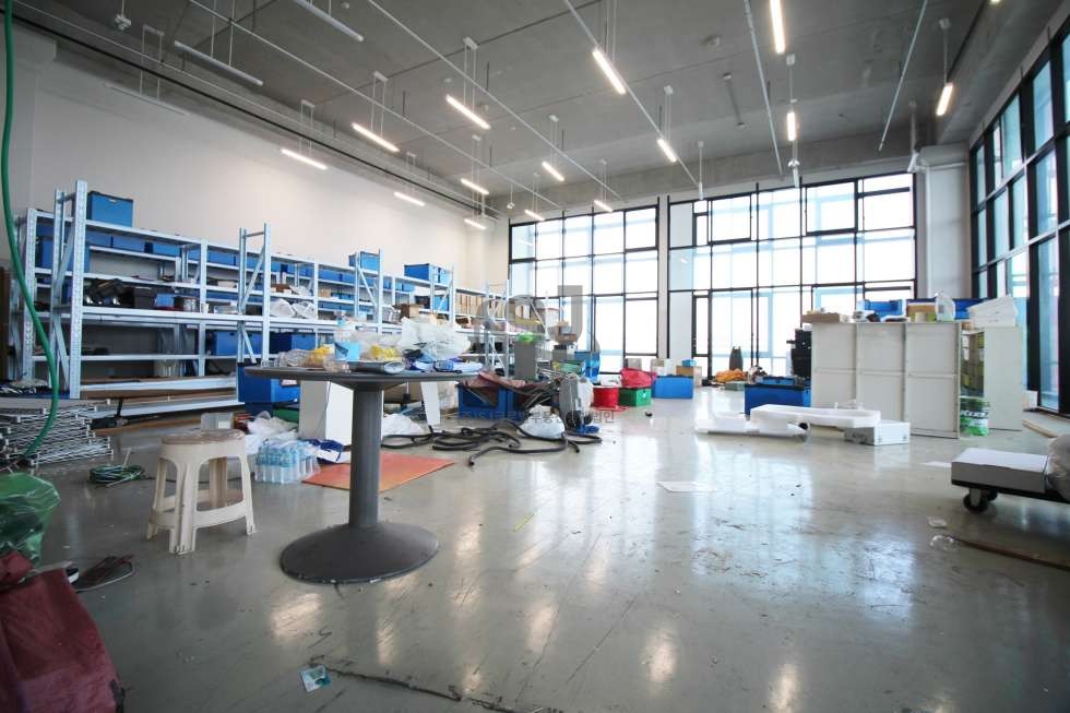 경기 안산단원구 신길동 지식산업센터, 역세권, 컨디션좋음, 드라이브인 매매 매물번호 10730 사진 1
