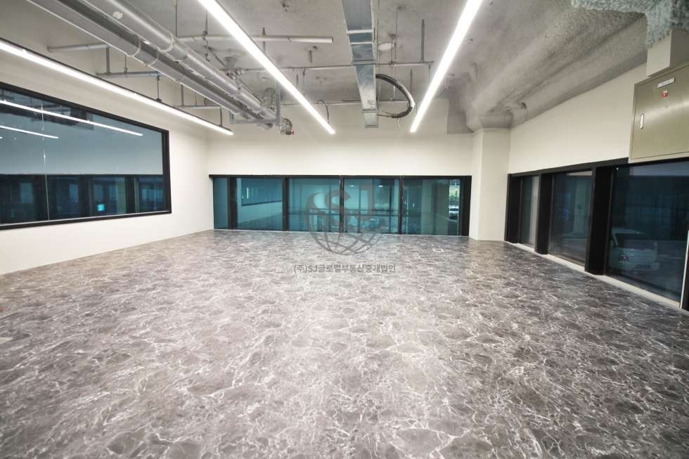 경기 안산단원구 신길동 지식산업센터, 역세권, 컨디션좋음, 편의시설좋음, 복층 월세 매물번호 11748 사진 6