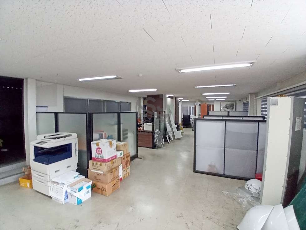 경기 안산단원구 초지동 호이스트, 마당넓음, 별도사무동, 컨디션좋음 매매 매물번호 10826 사진 7