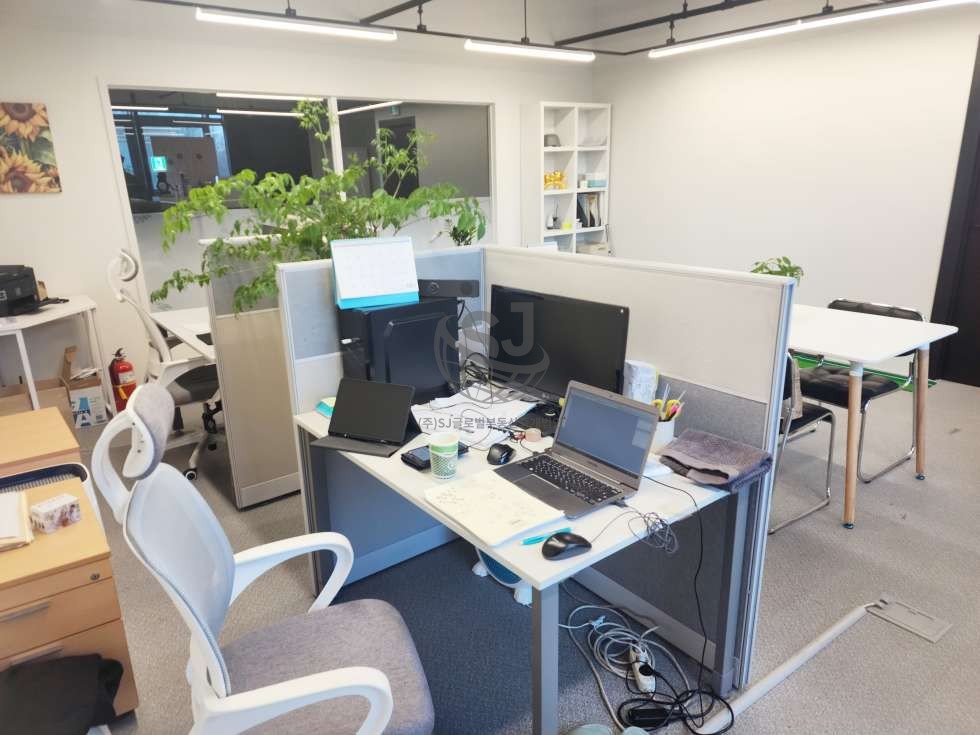 경기 안산단원구 신길동 지식산업센터, 역세권, 복층시설, 컨디션좋음, 수도시설 월세 매물번호 12912 사진 3