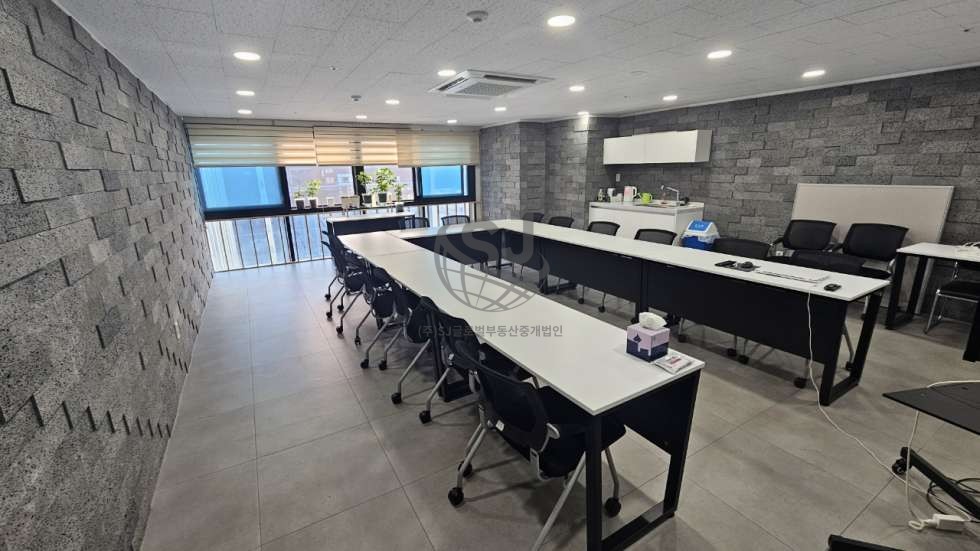 경기 안산단원구 신길동 지식산업센터, 복층구조, 공간분리좋음, 컨디션좋음 매매 매물번호 12401 사진 1